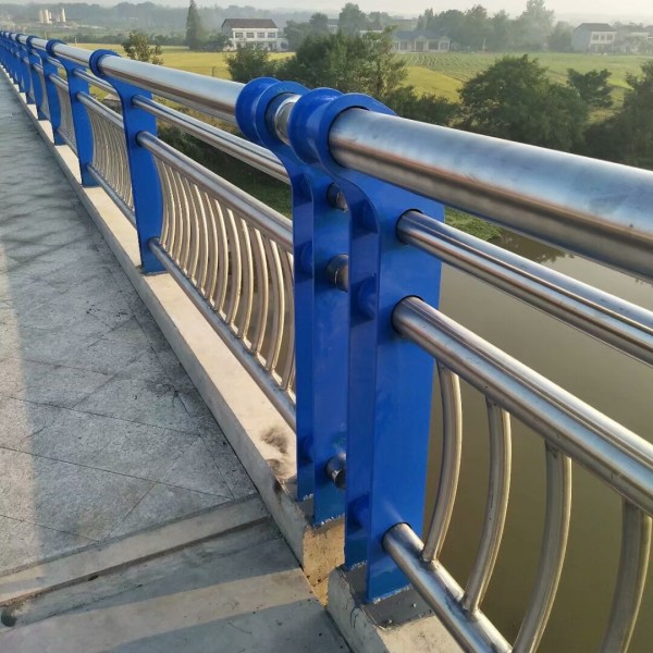 河道護欄