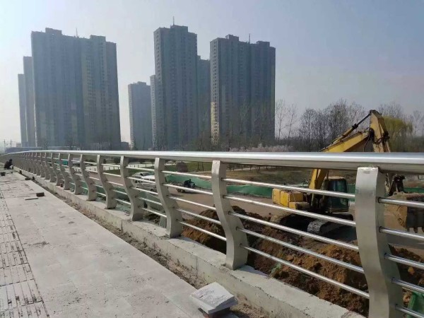 不銹鋼橋梁護欄